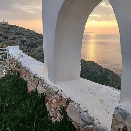 Kimolos - Sunset Síkinos